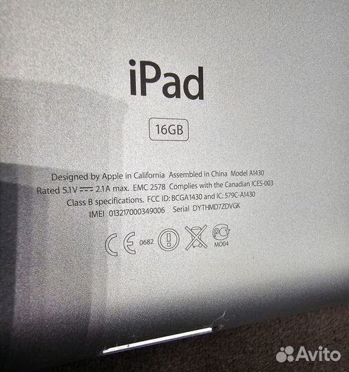 Apple iPad 3 Wi-Fi 4G 16 Гб