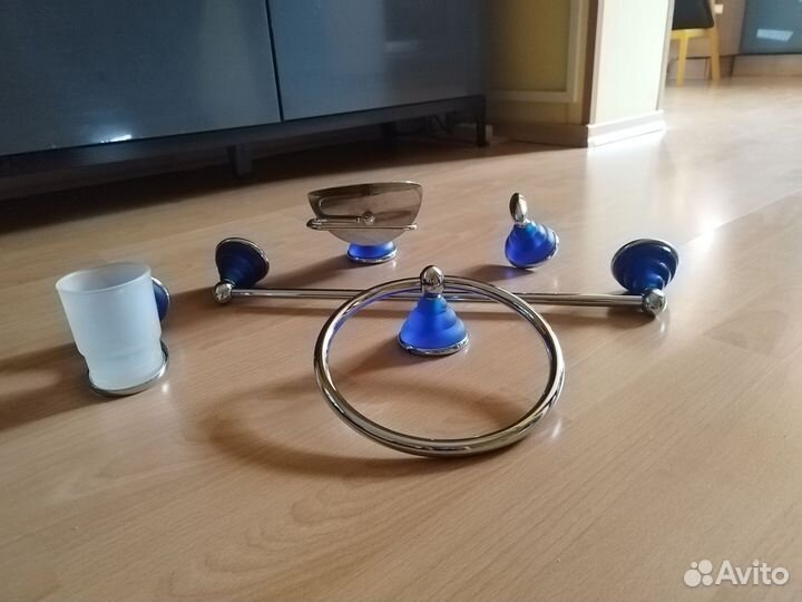 Аксессуары для ванной