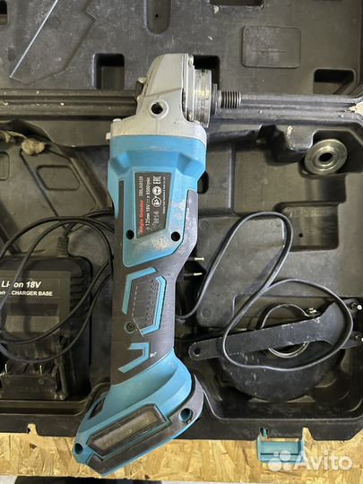 Аккумуляторная Ушм toua