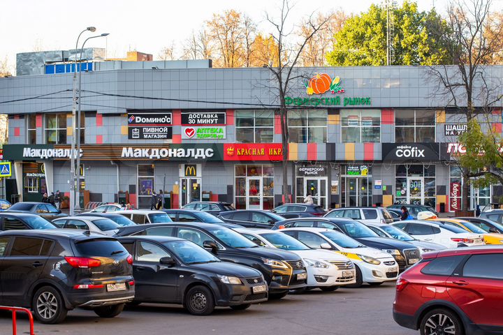 10м² в прикассе Чижика, 2500чел/день