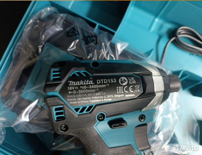 Ударный шуруповерт Makita LXT 18В DTD153SF