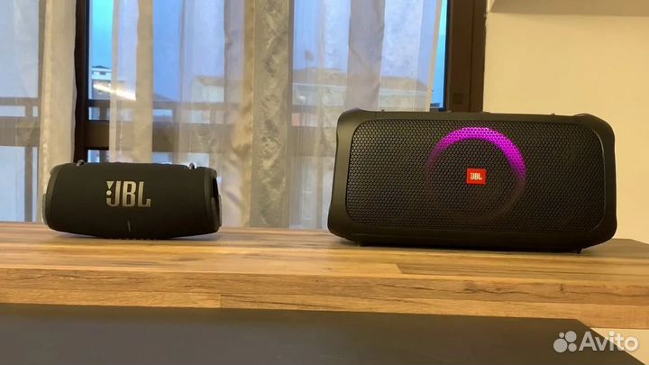 Jbl partybox on the GO