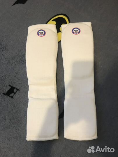 Шлем, защита голени, защита паха