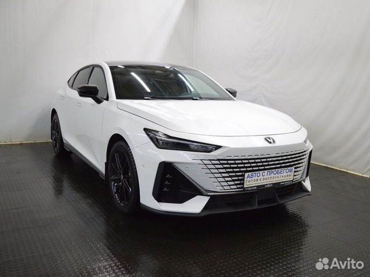 Changan UNI-V 1.5 AMT, 2023, 10 055 км