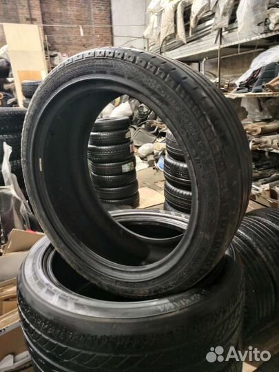 Yokohama Advan S.4 255/40 R19