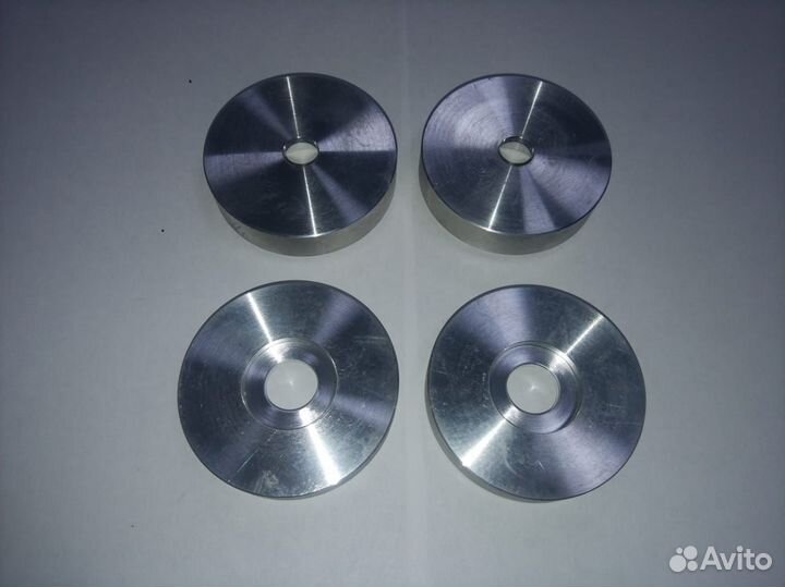 Подушки - шайбы подрамника и редуктора боковые - T