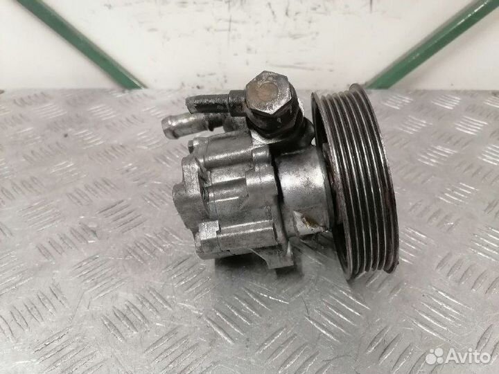 Насос гур Skoda Octavia A4 1.6 8V