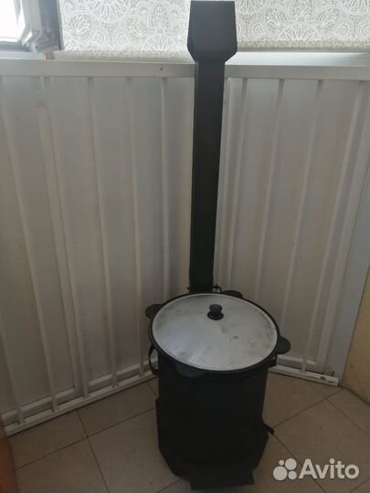 Казан чугунный с печкой новый 12 литр
