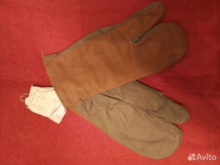 Рукавицы,варежки,перчатки трехпалые ркка.Склад