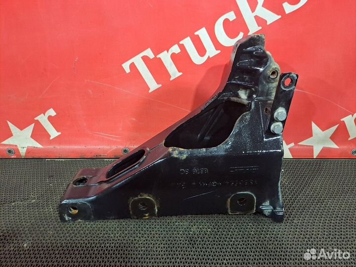 Кронштейн торсиона кабины левый Daf XF106