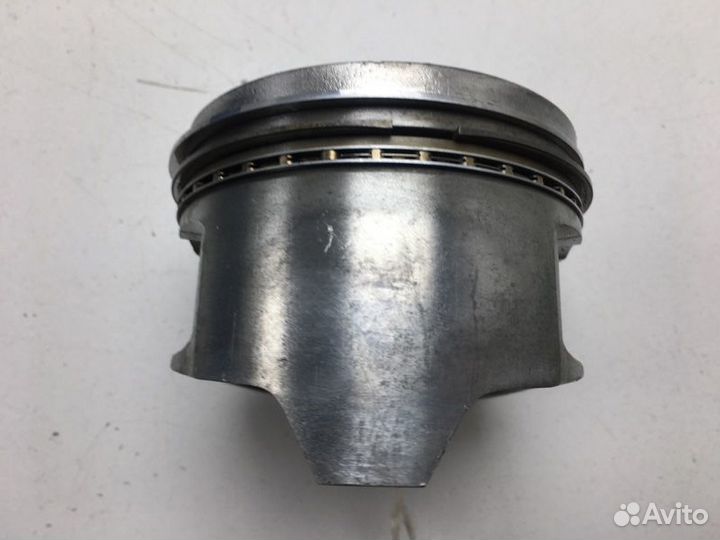 Поршень правый Subaru Legacy BG5 EJ20D 1994