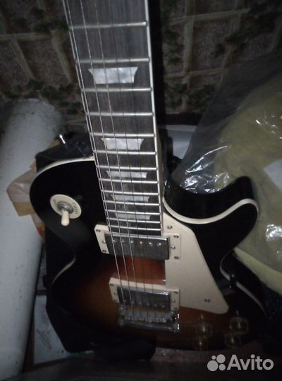 Электрогитара с комбиком
