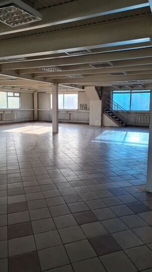 Свободного назначения, 400 м²