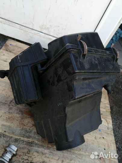 Корпус воздушного фильтра Mazda 3 BK 2.0 LF