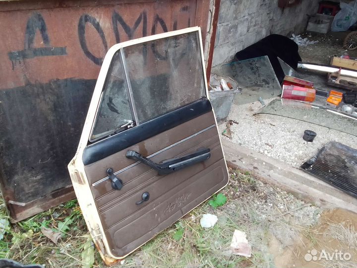 Продам дверь