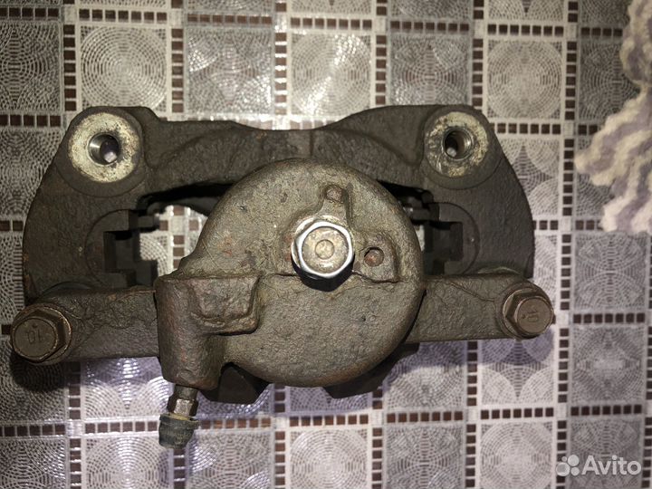 Суппорт tayota corolla