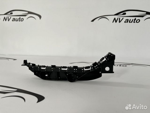 Honda Civic 4D крепление бампера правое 05-11