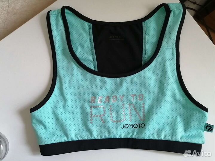 Спортивный топ