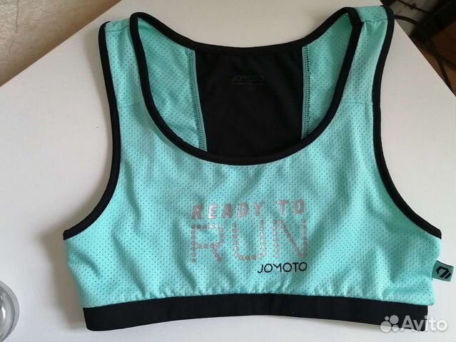 Спортивный топ