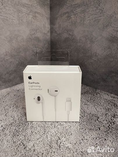 Проводные наушники Apple EarPods Lightning (новые)