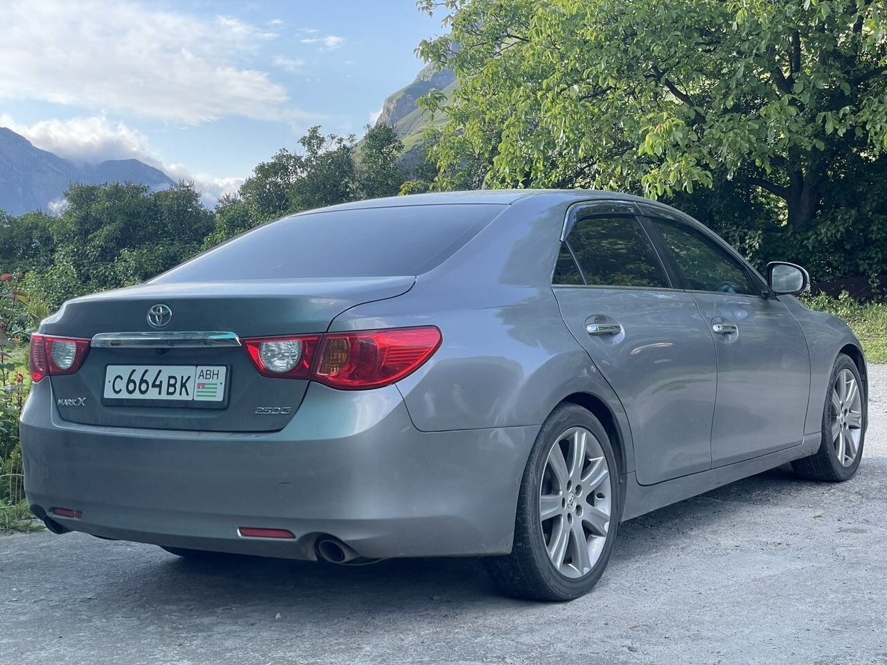 Toyota Mark X: фото из отзыва