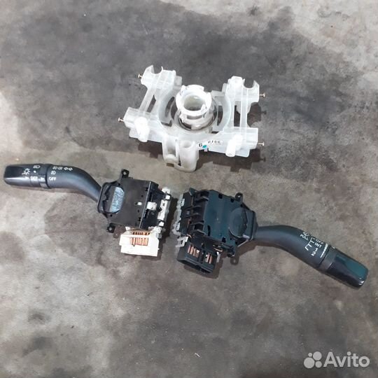 Переключатель поворотов и дворников мазда 6gg