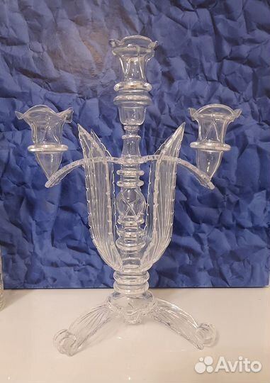Подсвечник декоративный из тонкого стекла