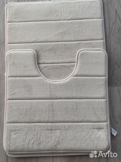 Коврики для ванной и туалета