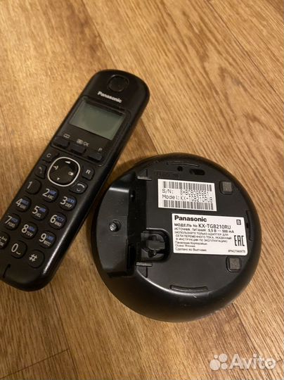 Телефон panasonic