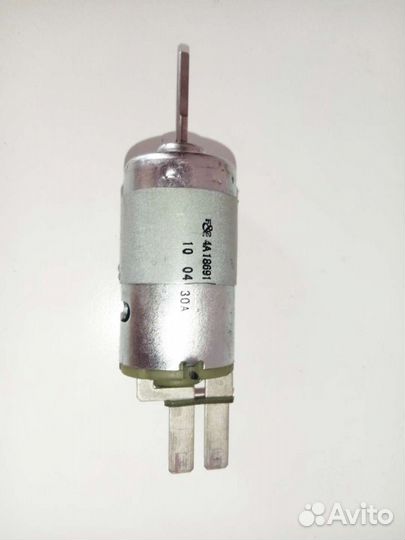 Мотор омывателя фар Ниссан