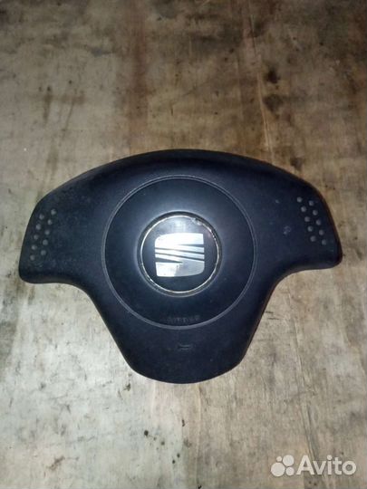 Seat Ibiza 3 AirBag в рулевое колесо