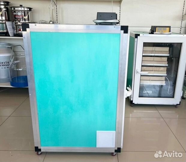 Инкубатор автоматический на 350 яиц