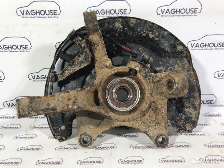 Кулак поворотный передний правый Chery Tiggo 1.8