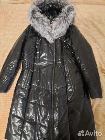 Кожаное пальто с капюшоном б/у