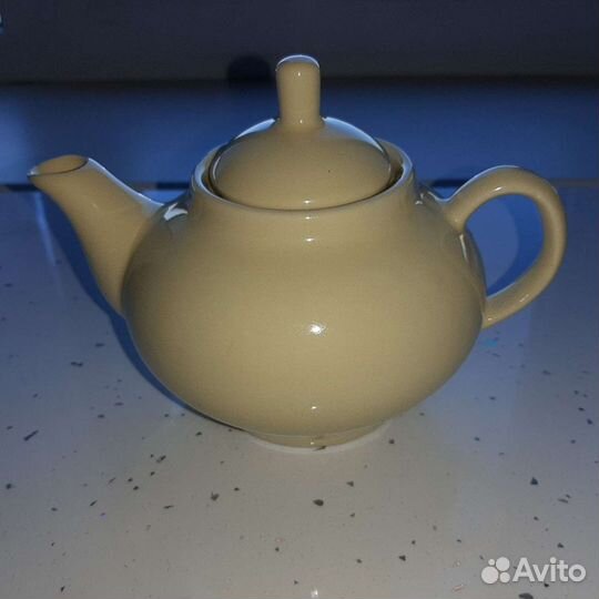 Чайник заварочный фарфоровый