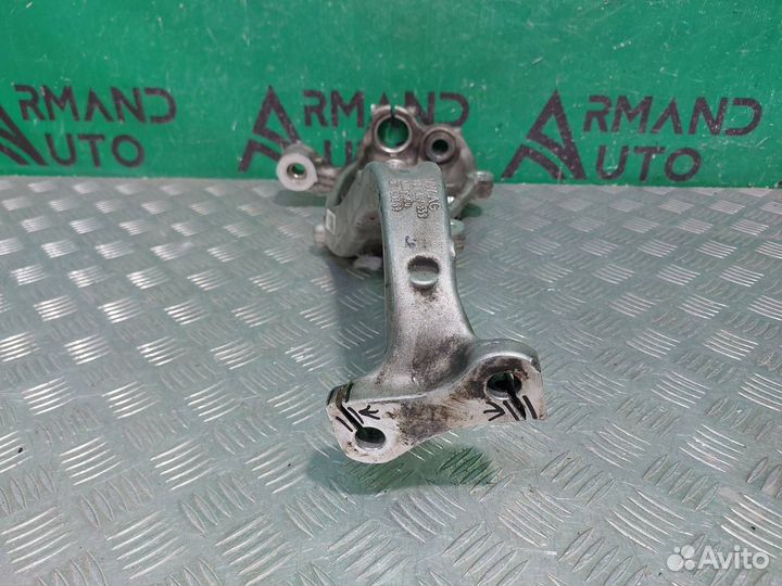 Кулак поворотный передний левый Audi A4 5 B9