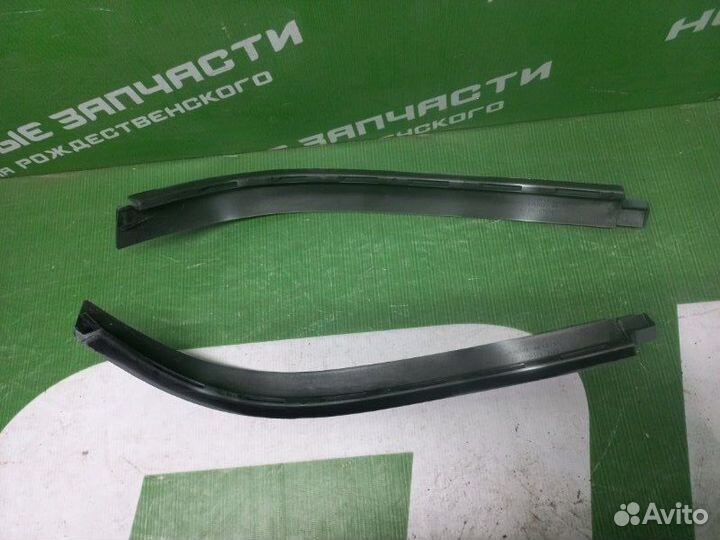 Ресничка передняя Лада 2110