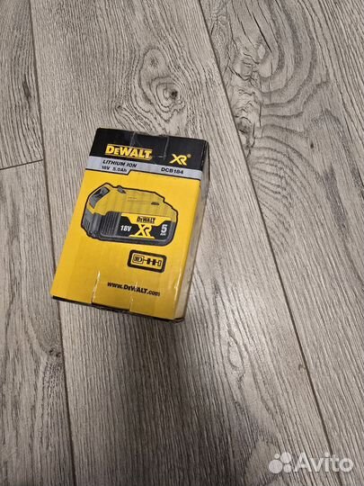 Ленточный шуруповерт dewalt