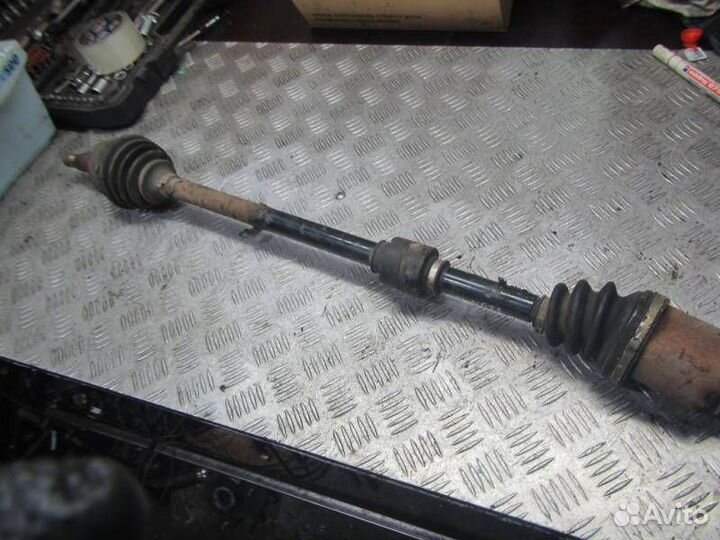 Полуось передняя правая Nissan Note E11 2006