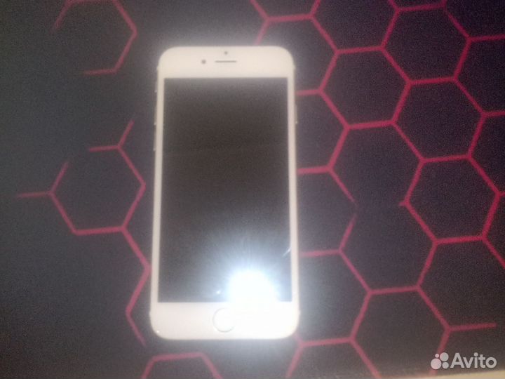 iPhone 6, 16 ГБ