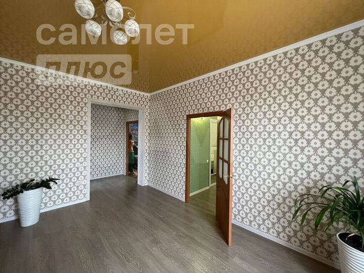 Дом 169,3 м² на участке 7,5 сот.