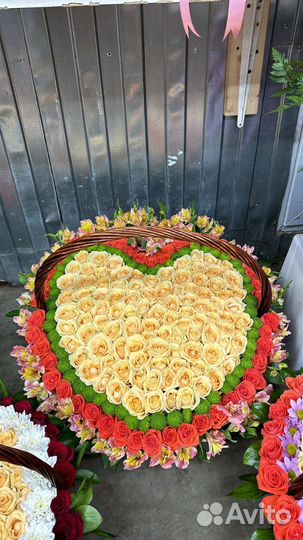 Корзина роз