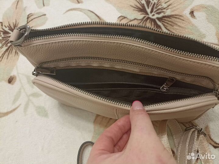 Продам кожаную сумочку