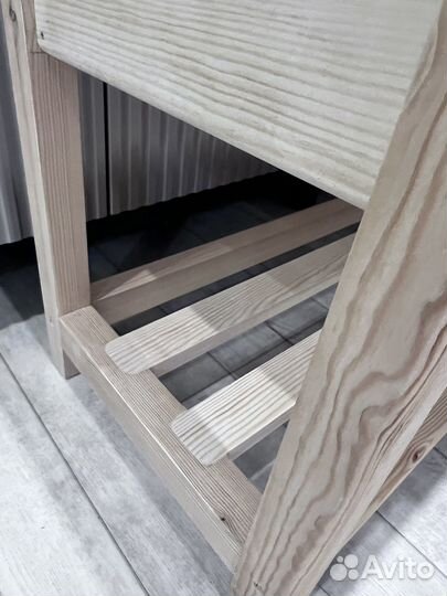 Скамейка-обувница из массива