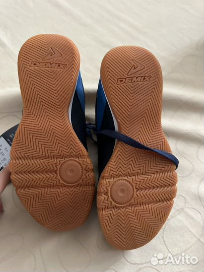 Футбольные бутсы demix, 33 р