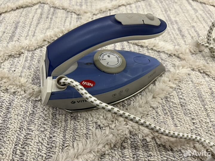 Утюг дорожный