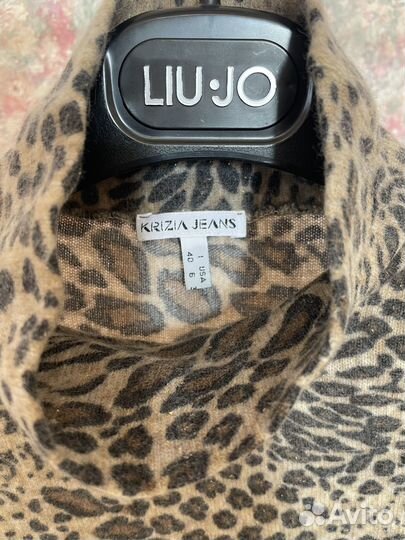 Свитерок из натуральной шерсти р. S