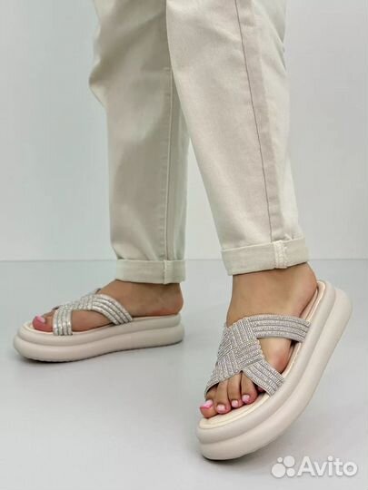 Шлепки женские 41 размер на платформе новые