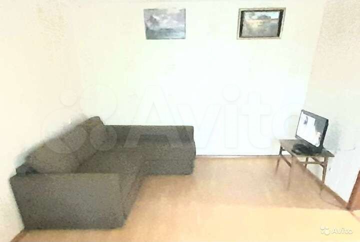 2-к. квартира, 45 м², 4/9 эт.