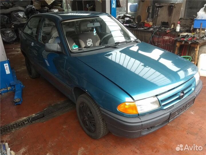 Разбор на запчасти Opel Astra F 1991-1998